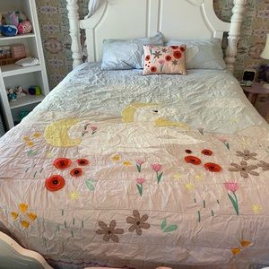 Adorable Queen Land of Nod Horse Quilt